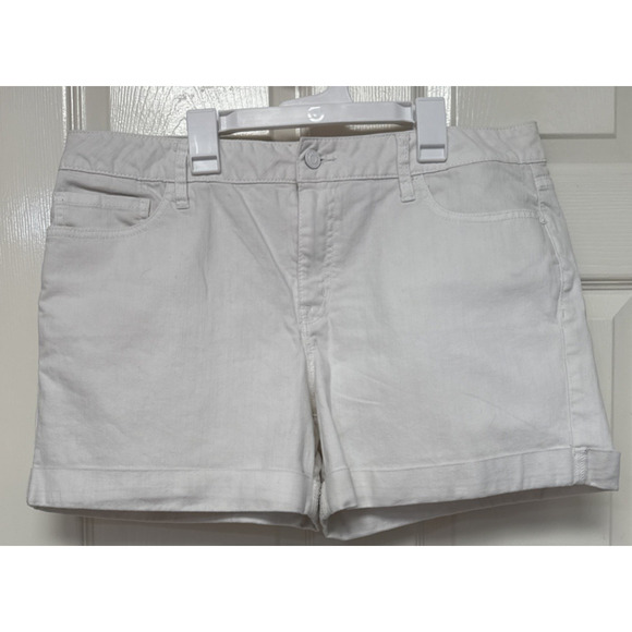Tommy Hilfiger Shorts Womens 14 White Denim Rolled Cuff 4.5 Inch Inseam - Picture 2 of 16
